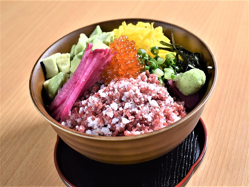 肉のトロたく丼